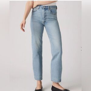 Levi's Ribcage Straight ankle jeans